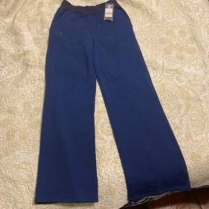 NWT 💋 Under Armour women’s sweat pants